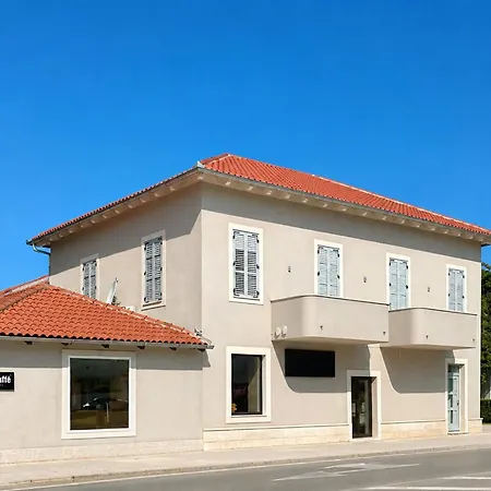 Stunning In With House Sea View Lejlighed *