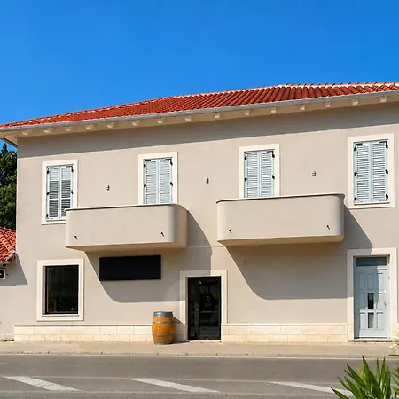 Lejlighed Stunning In With House Sea View